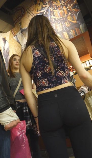 candid teens leggings