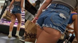 voyeur upshorts mall